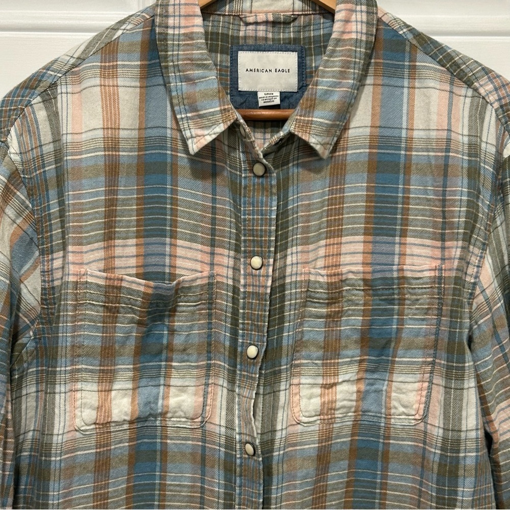 American Eagle Men’s pearl snap Plaid Flannel Long Sleeve Shirt Size Small - Picture 2 of 12